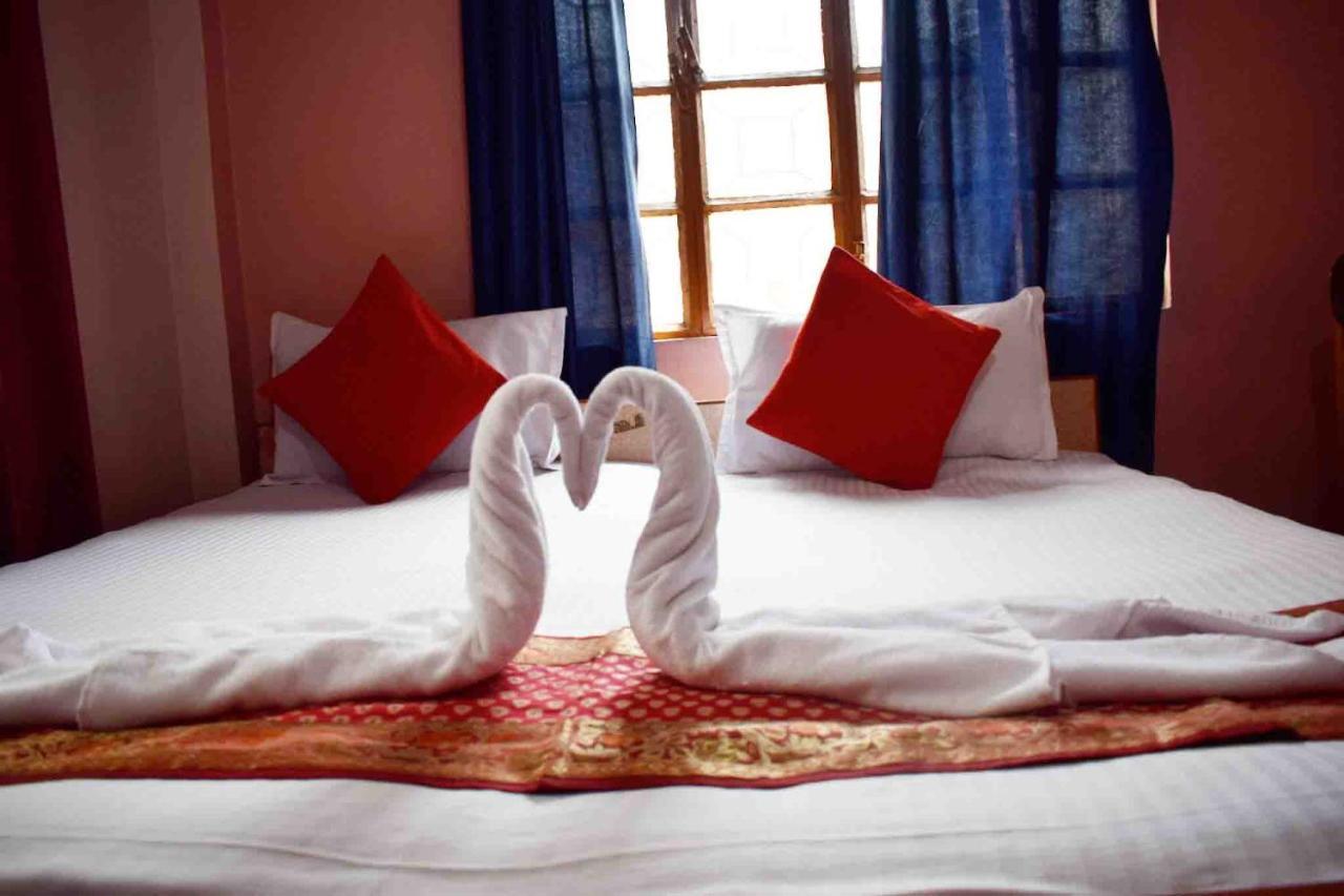 Family Guest House Varanasi Luaran gambar