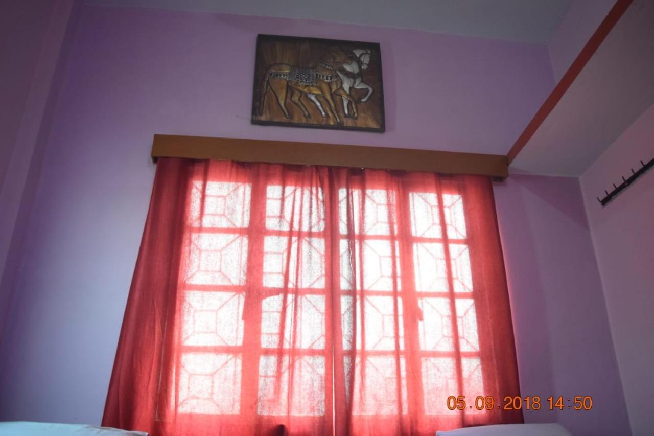 Family Guest House Varanasi Luaran gambar